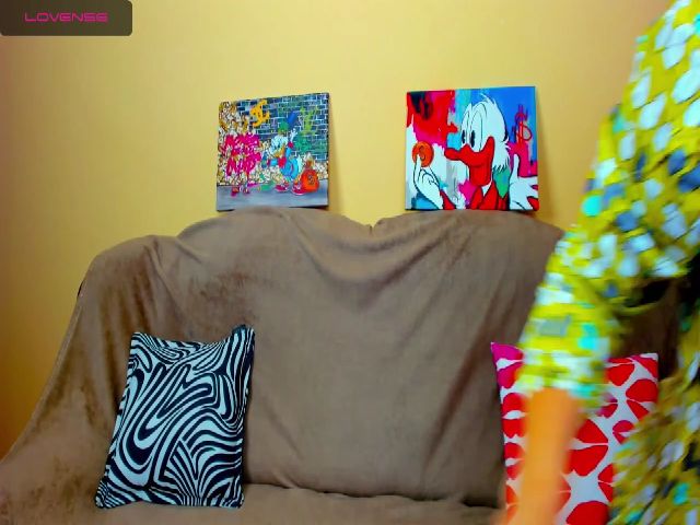 Live sex webcam photo for SecretDream #268973296