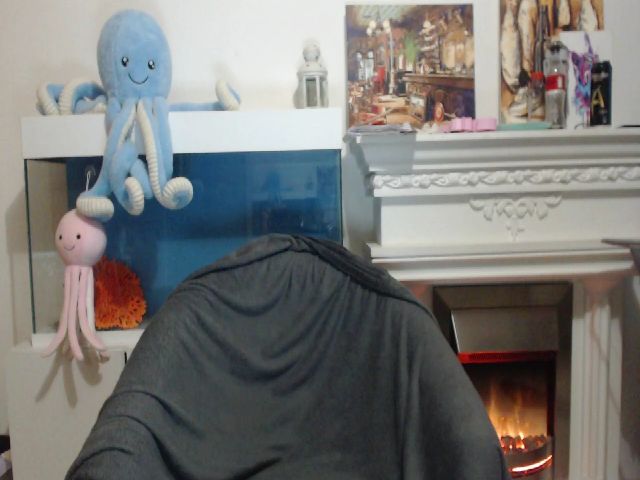 Live sex webcam photo for JennieKimm #268987097