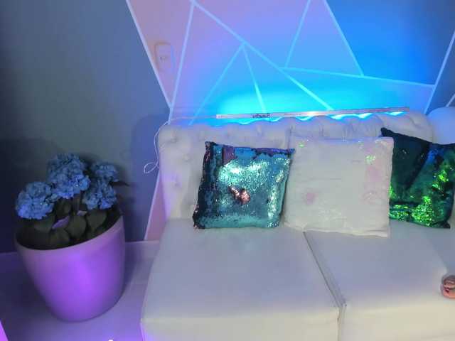 Live sex webcam photo for SammyMoore #268968194