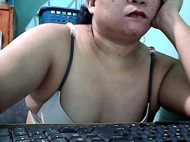 Live sex webcam photo for hornyhotme #268977540