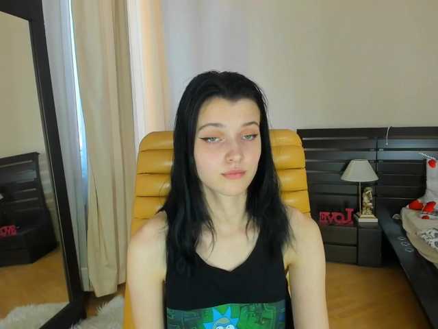 Live sex webcam photo for SoniNex #268981621