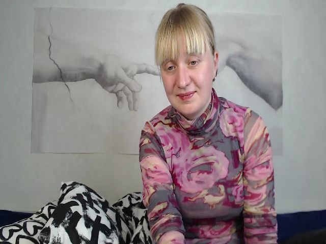 Live sex webcam photo for Alice_Wils0n #268985109