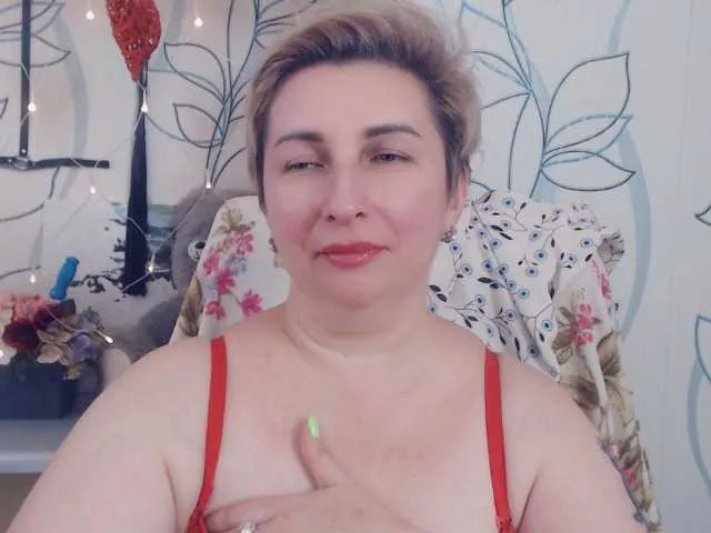 Live sex webcam photo for DepravedMadam #268993887