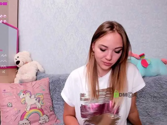 Live sex webcam photo for Pepetka22 #269003255
