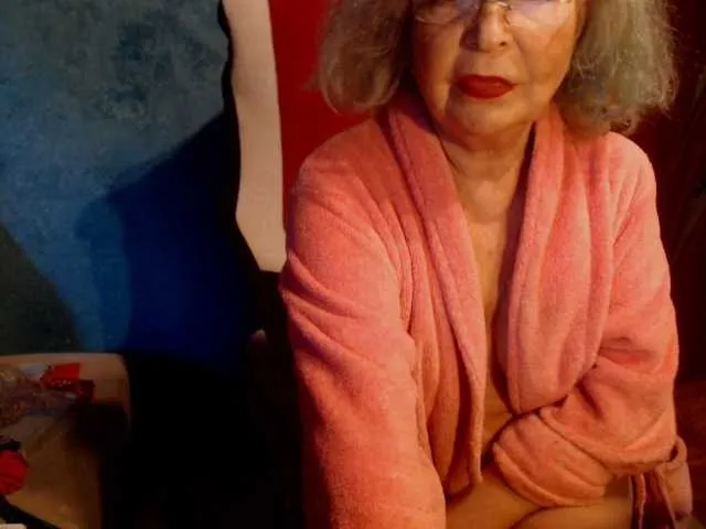 Live sex webcam photo for milo4ka77 #268993868