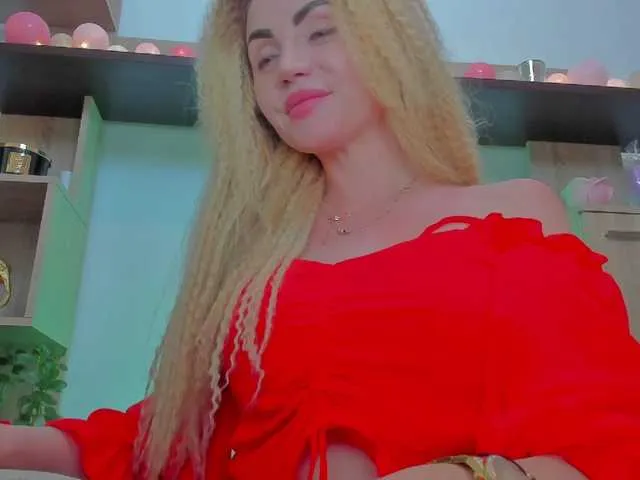 Live sex webcam photo for blondebab3 #268998556