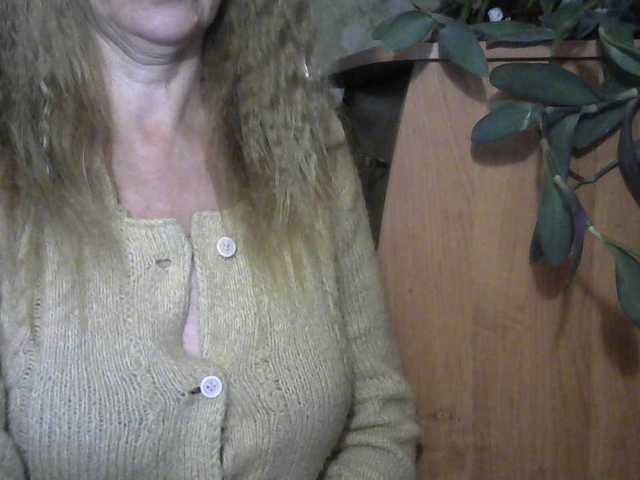 Live sex webcam photo for Sonya48 #269003802