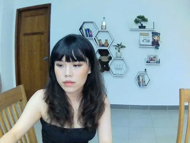 Live sex webcam photo for HahaNami #269003523