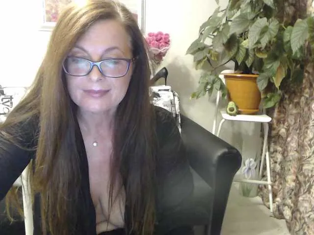 Live sex webcam photo for HelenBerg #268988347