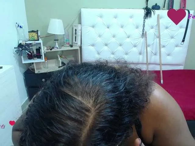 Live sex webcam photo for dirty-lady2 #269004055