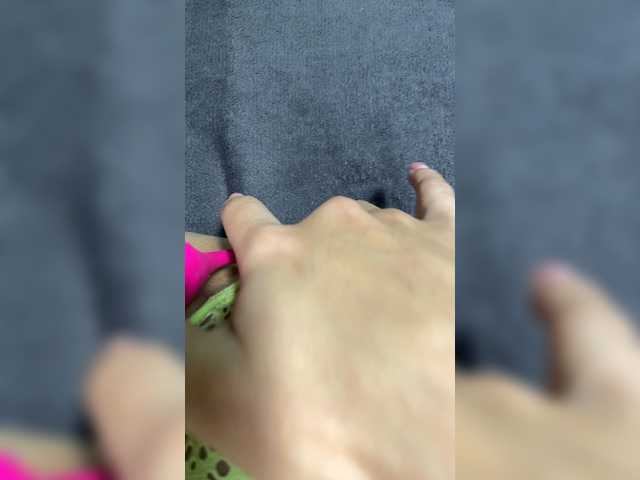 Live sex webcam photo for LolaSyde #268987849