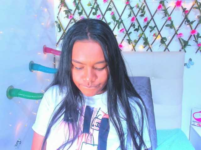 Live sex webcam photo for LilyPeytonx #269003937