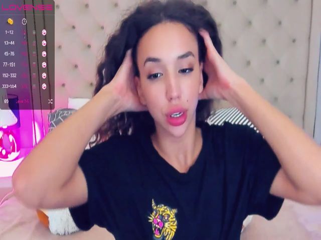 Live sex webcam photo for Simba_Leo #268997696