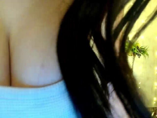 Live sex webcam photo for Antonia_W_ #268997517