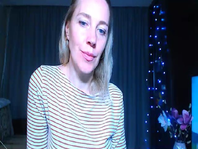 Live sex webcam photo for Oly_nice_ #269005718