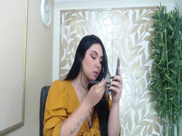Live sex webcam photo for KataCardona #268991353
