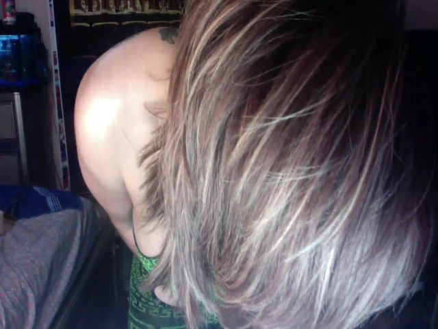 Live sex webcam photo for CubanaBoricua #268999554