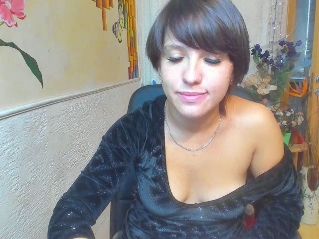 Live sex webcam photo for Reginasmilee #268995053