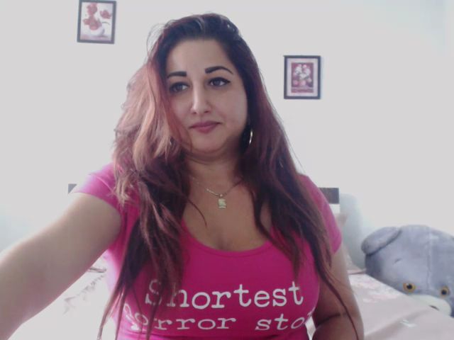 Live sex webcam photo for KinkyMyax #268996499
