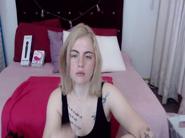 Live sex webcam photo for Jolly_Doll #268999548