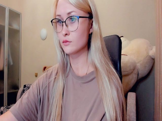 Live sex webcam photo for Mistress_Eva_ #269001918
