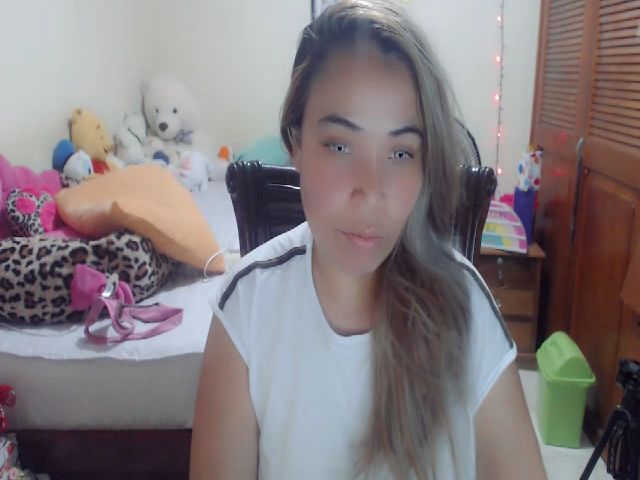 Live sex webcam photo for Meganhill_ #269007504