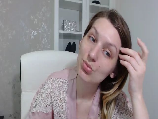 Live sex webcam photo for GlamyWife #269005304