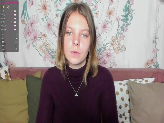 Live sex webcam photo for LiliaMorris #269002216