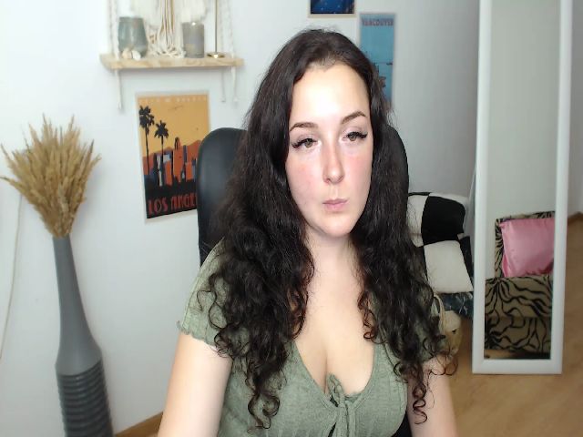 Live sex webcam photo for GloriaSparks #269002031