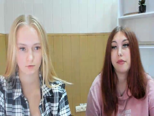 Live sex webcam photo for EmillyWillis #268992968