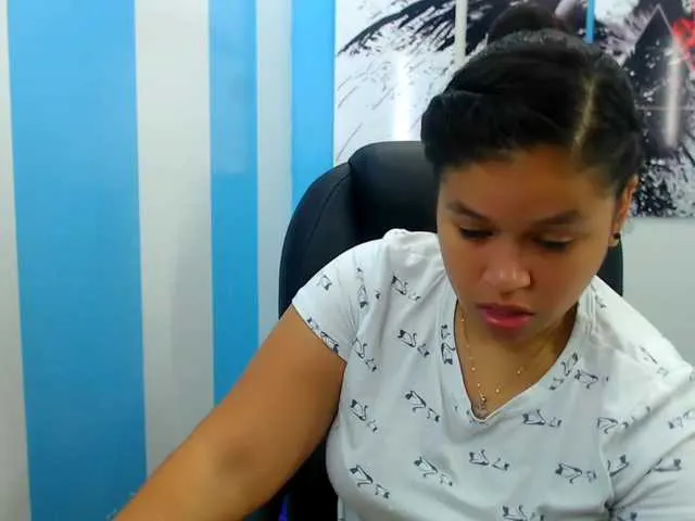 Live sex webcam photo for JaneKnox #268999188