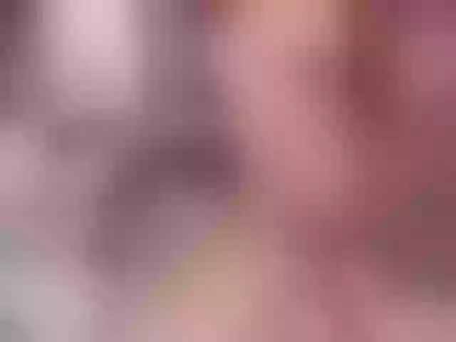 Live sex webcam photo for LizGutierrez #268988423