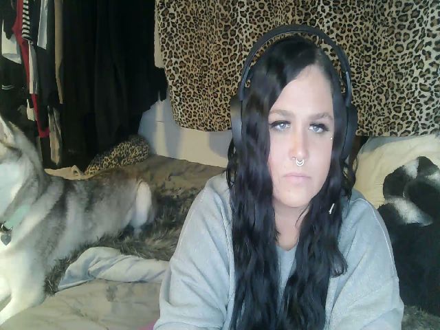 Live sex webcam photo for xxKittens #269007494