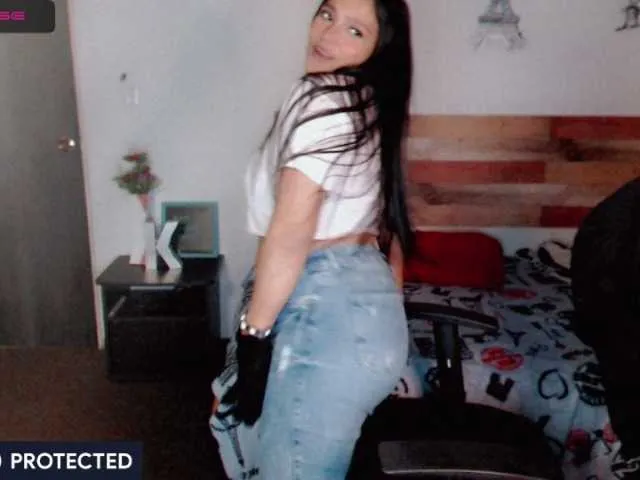 Live sex webcam photo for hederlinparis #268994384