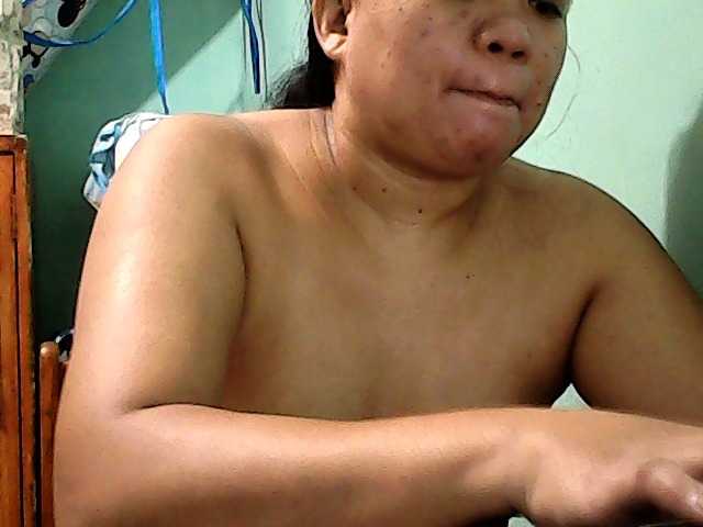 Live sex webcam photo for hornyhotme #268993817