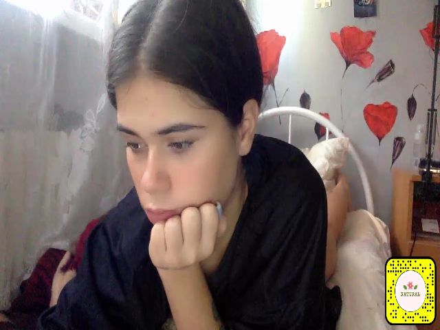 Live sex webcam photo for ShyGirl73 #268996334