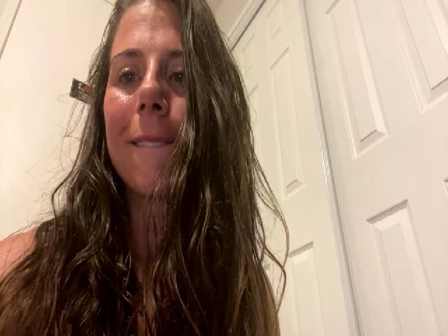 Live sex webcam photo for GoddessEnergy #269002214