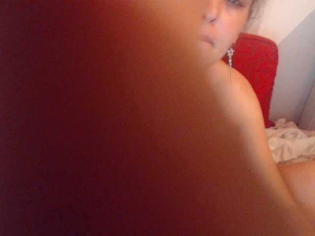 Live sex webcam photo for carlastar00 #269009801