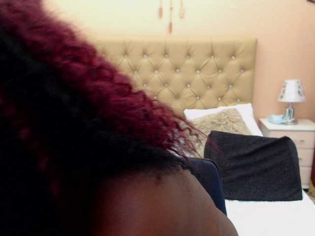 Live sex webcam photo for GreysMiller #269021129