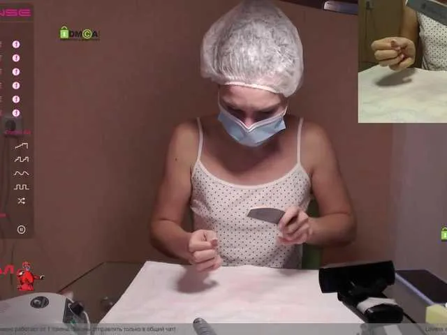 Live sex webcam photo for Girl-Ksenia #269020495