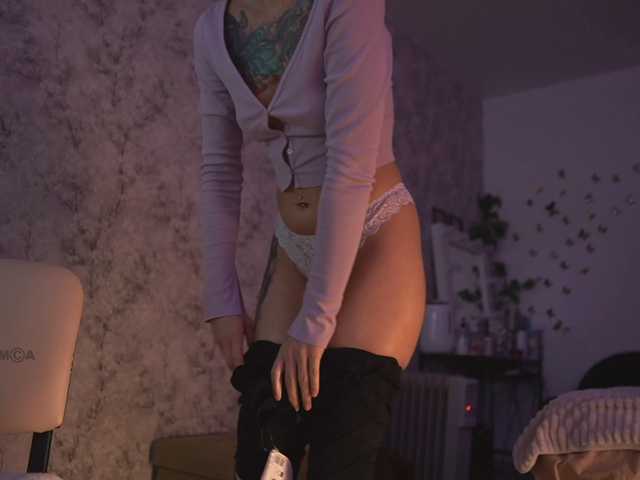 Live sex webcam photo for siberianngirl #269016581