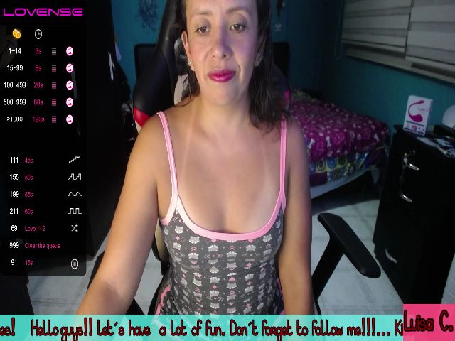 Live sex webcam photo for Luisacute #269010422