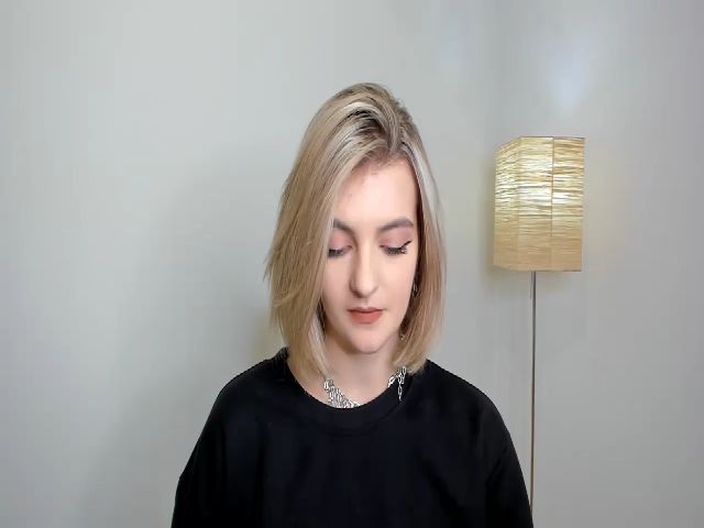 Live sex webcam photo for HelelGretta #269022011