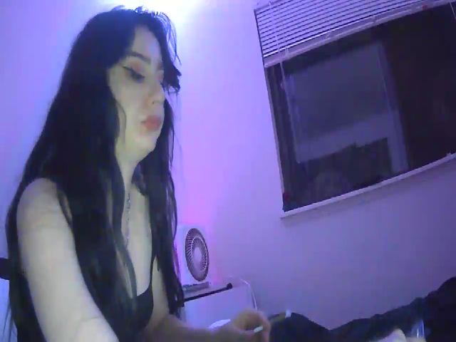 Live sex webcam photo for LilithLucid #269012456