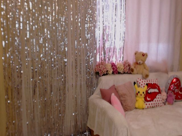 Live sex webcam photo for Magic_Eyes_ #269012329