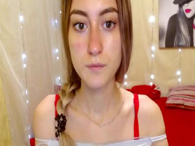 Live sex webcam photo for LinaRum__ #269012559