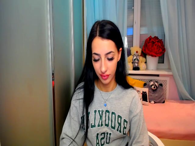 Live sex webcam photo for BruttieHot__ #269012815