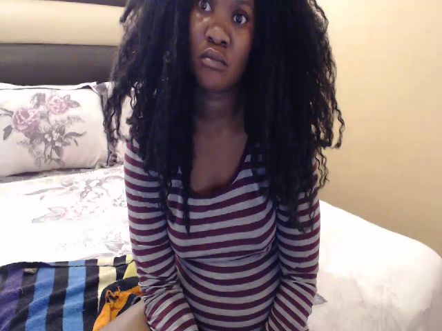 Live sex webcam photo for Loverdoll89 #269018021