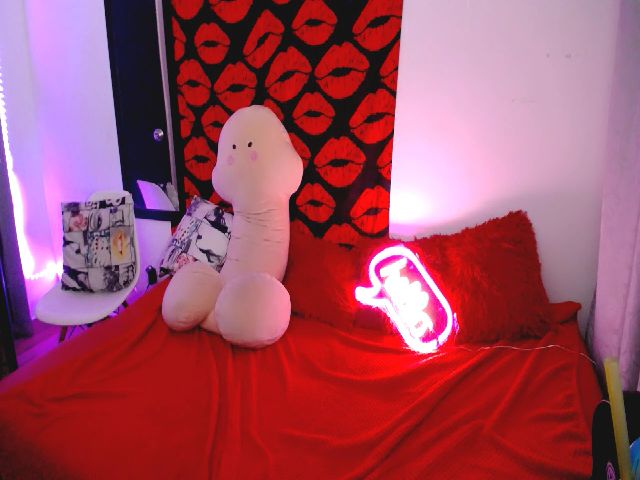 Live sex webcam photo for Dulce_doll #269012019