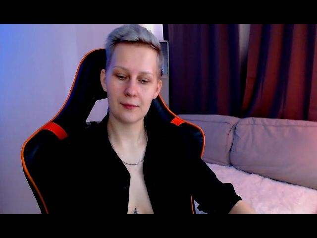 Live sex webcam photo for Oh_daisy #269016064